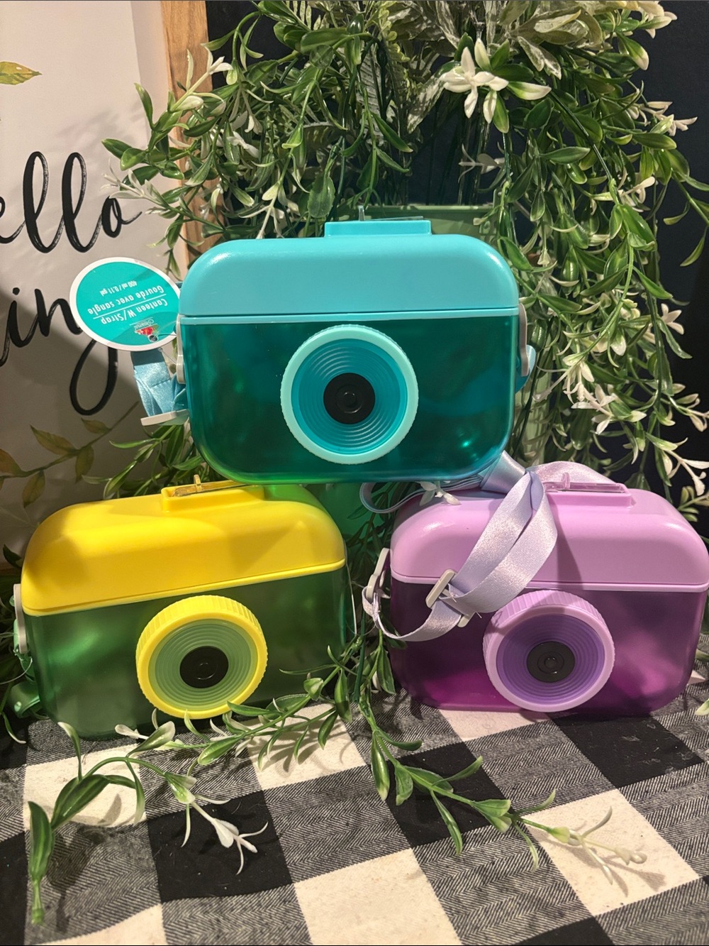Compact Retro-Style Camera Tumbler